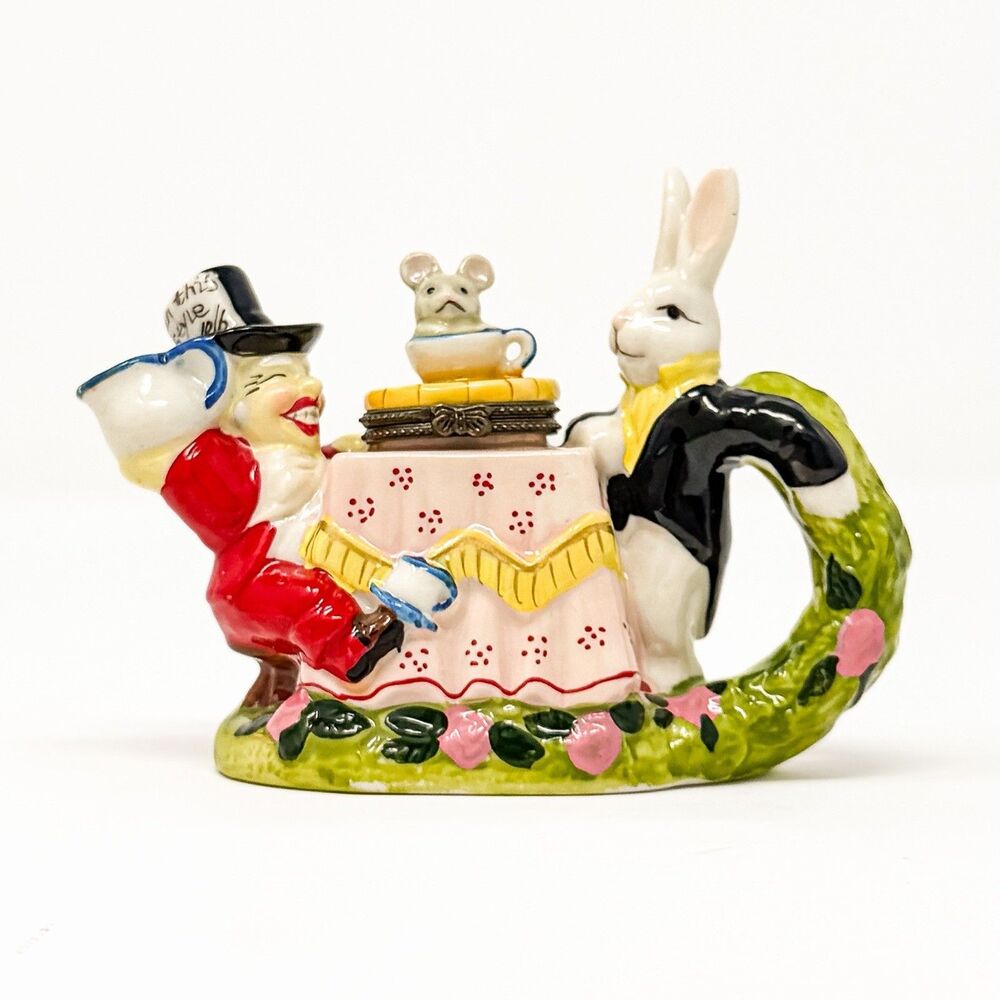 Vintage Alice In Wonderland Trinket Box Mad Hatter Rabbit Tea Party Pill Box